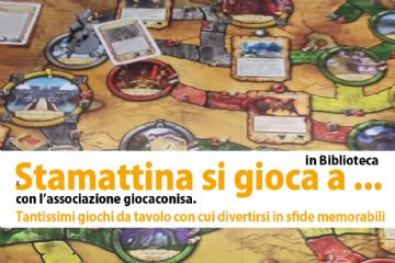 Giocare con i giochi da tavolo in biblioteca